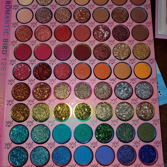 Makeup - Picture 3 of 3